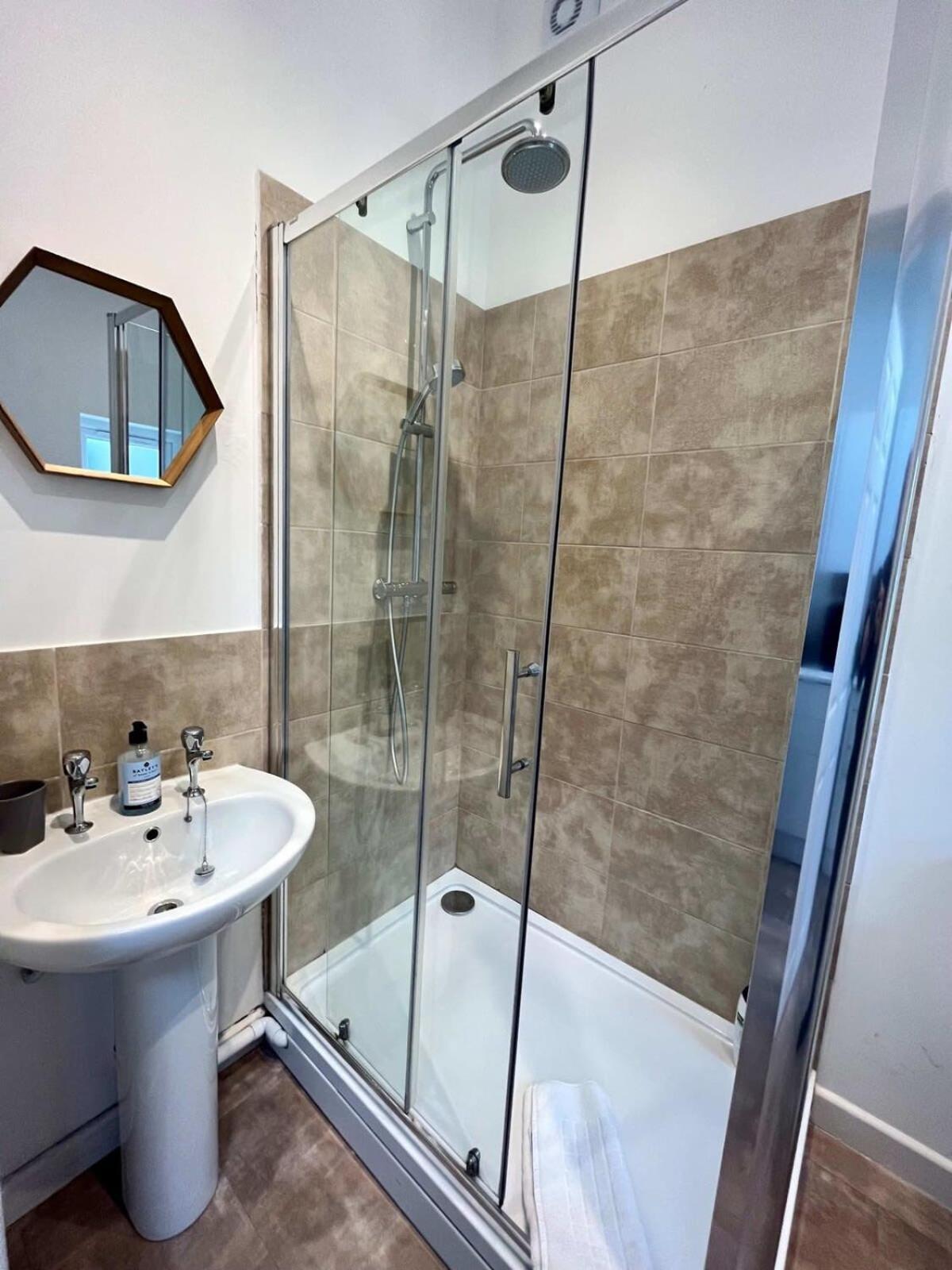 Cosy 2 Bedroom Victorian Townhouse In The Town Centre Bury St. Edmunds Exterior foto